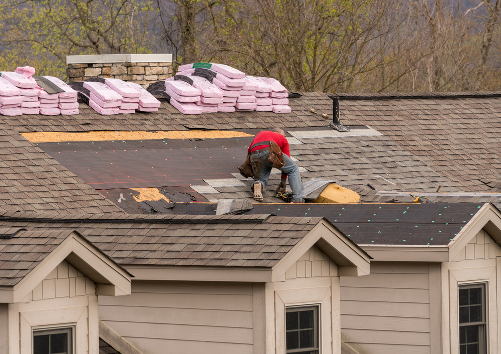 Benefits of Hiring Amish Roofers